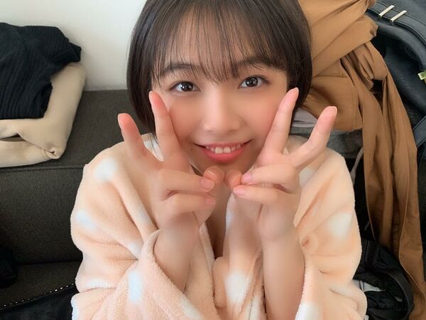 寺本莉緒エロ画像