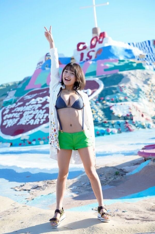 寺本莉緒エロ画像