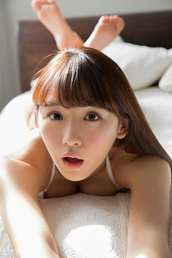 浅川梨奈エロ画像
