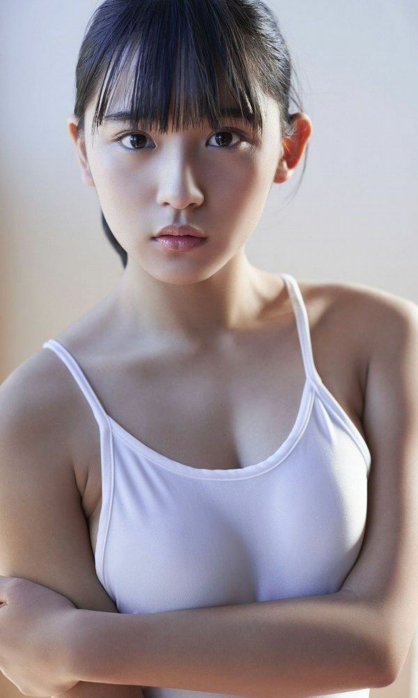 浅川梨奈エロ画像