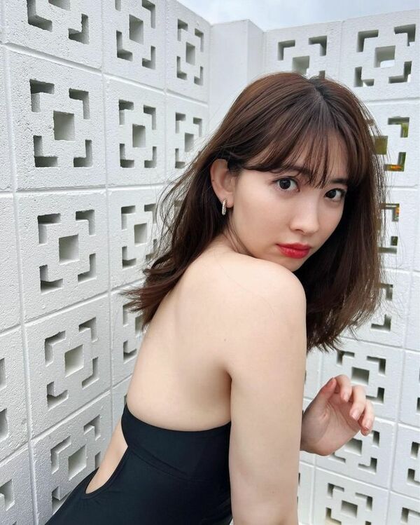 小嶋陽菜エロ画像