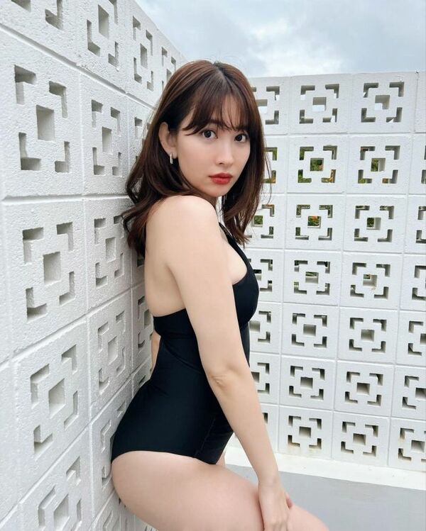 小嶋陽菜エロ画像