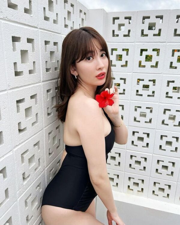 小嶋陽菜エロ画像
