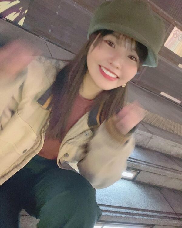 本郷柚巴エロ画像