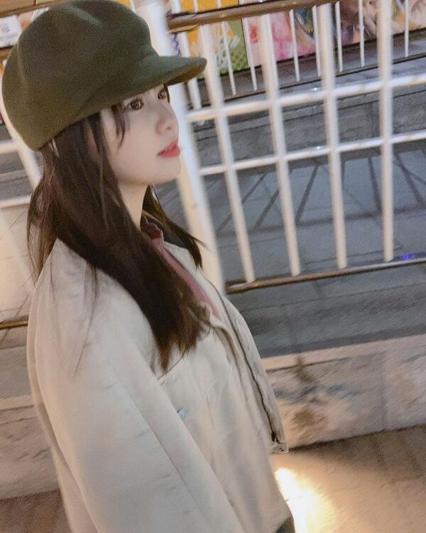 本郷柚巴エロ画像