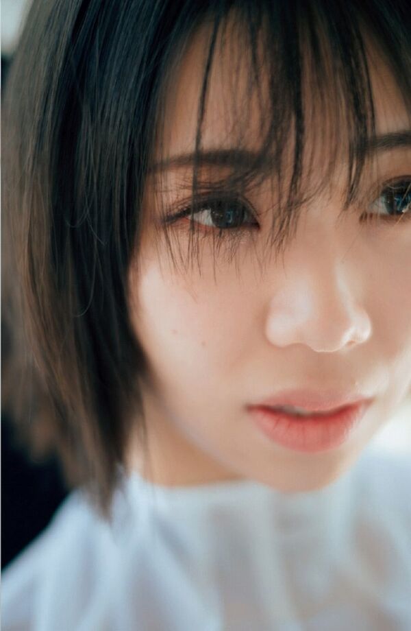 鈴木ふみ奈エロ画像