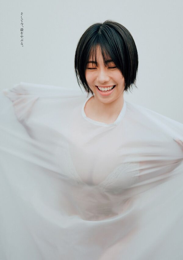 鈴木ふみ奈エロ画像