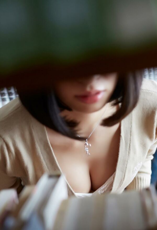 倉持由香エロ画像