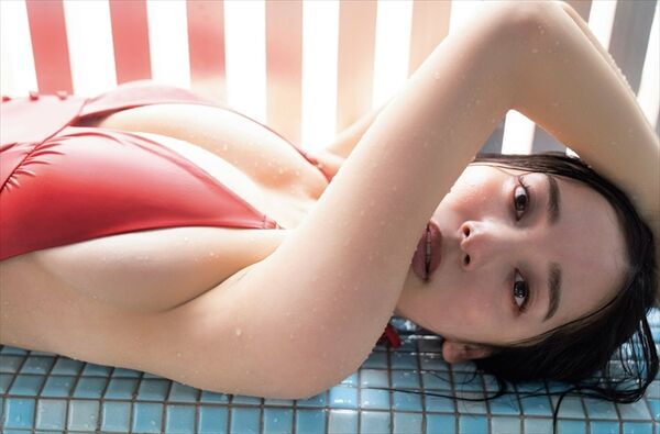 都丸紗也華エロ画像