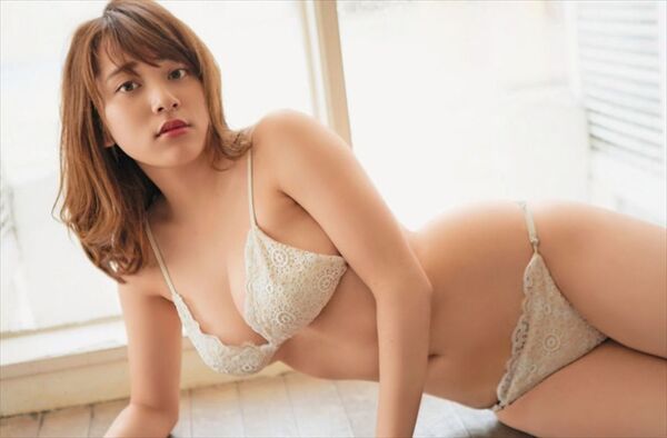 都丸紗也華エロ画像