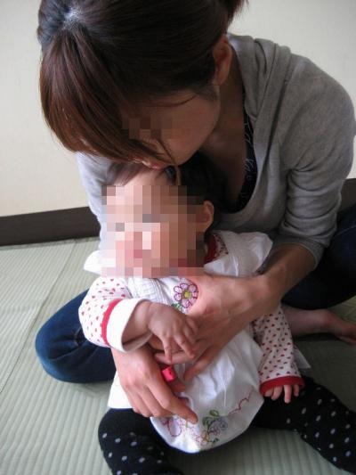 妊娠線なんて気にしないエロさ溢れる子連れギャルママたちｗｗのサムネイル画像