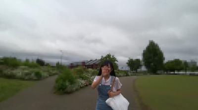 恥ずかしがりで小動物みたいなロリ美少女のハメ撮り動画キャプ！経験少なめなところが処女っぽくてくそ抜けるｗｗｗのサムネイル画像