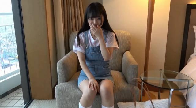 恥ずかしがりで小動物みたいなロリ美少女のハメ撮り動画キャプ！経験少なめなところが処女っぽくてくそ抜けるｗｗｗのサムネイル