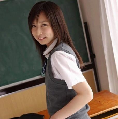 JK制服＆体操服セックス画像流出の件のサムネイル