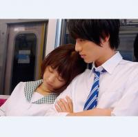 電車内のカップルって何故かムカつくｗｗｗｗｗ