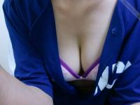 ユニフォームをやたらエロく着こなす女神