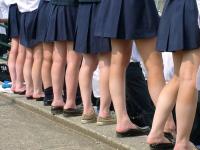 裸足なJKエロ画像48枚 靴下無しでローファー履いてる女子校生や香しい足接写集めてみたのサムネイル画像