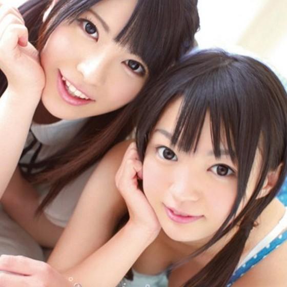 パイパンWまんこで潮吹きブッシャーのサムネイル