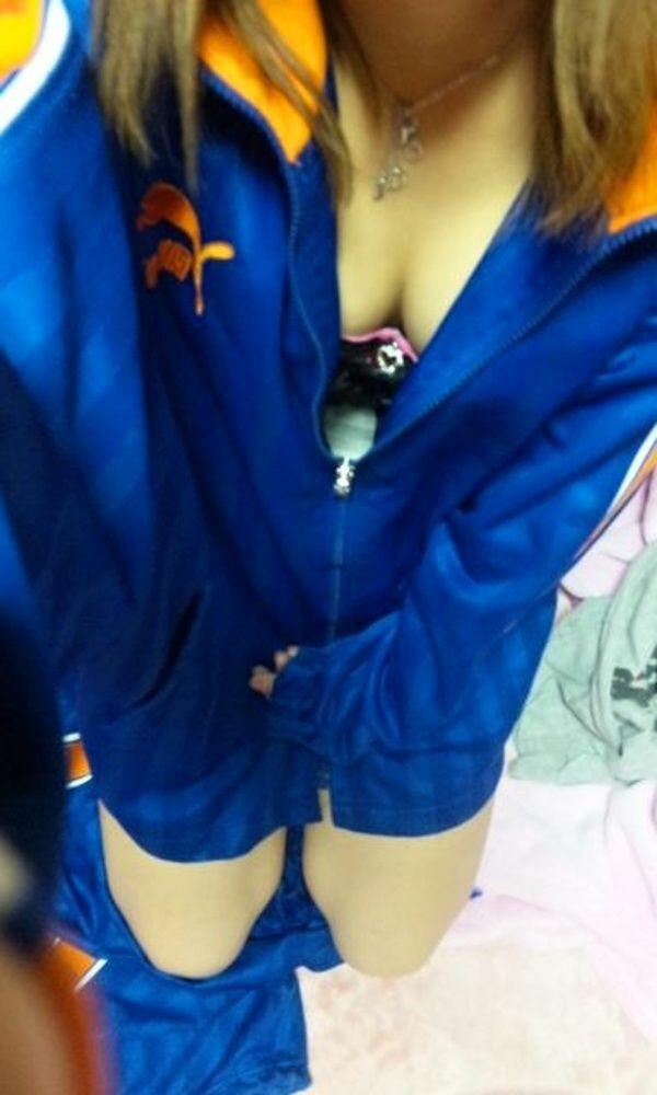 ジャージ着てるゆるい感じが良い女子校生の画像まとめのサムネイル