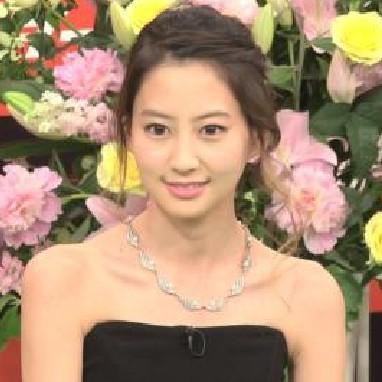 女優・河北麻友子が大開脚でマンスジｗｗｗ2ch「くっきりｗｗｗ」「たまらんｗｗ」のサムネイル画像