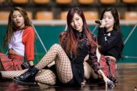 TWICEエロ画像105枚！メンバーのセックス画像流出!?にメンバーのパンチラやおっぱいも丸見えｗｗｗ