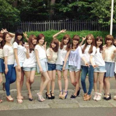 JDミニスカエロ画像24枚！最近はJK以上にスカート短すぎてエロすぎるらしいのサムネイル画像