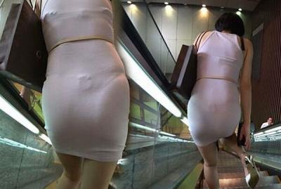 ワンピースエロ画像211枚！風でピチッとなったときの透けブラや透けパンがエロいｗｗｗのサムネイル画像