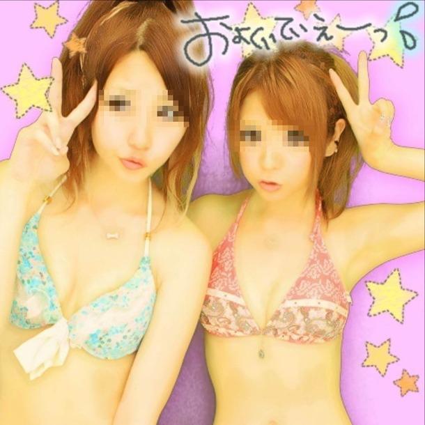 茶髪の女が水着で撮ったエロプリ画像流出のサムネイル