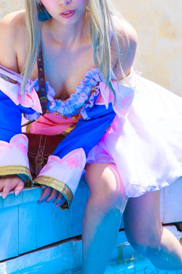 貧乳レイヤーエロ画像41枚！これがまたちっぱいたちのコスプレがエロいのよｗｗｗのサムネイル