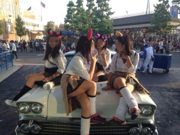 女子が3人以上集まるとエロ画像を撮り出すという仮説のサムネイル