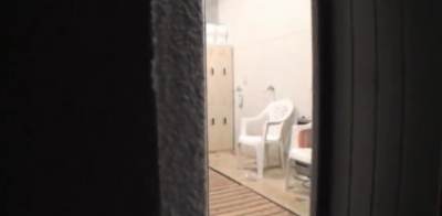 ジム終わりの爆乳素人さんの更衣室を盗撮→シャワー後のストレッチもプルンプルンｗｗｗのサムネイル画像