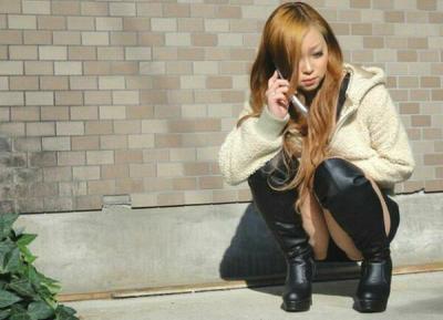 ギャルパンチラ隠し撮りエロ画像116枚！街中で盗撮した下着丸見え素人を毎日更新のサムネイル画像
