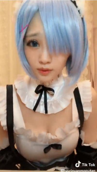 TikTokおっぱいエロ動画毎日更新！巨乳美女の谷間からノーブラ爆乳外人まで削除不可避なけしからんスケベ乳まとめのサムネイル画像