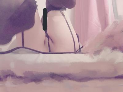 自撮りでエロ下着公開してる女子大生のシコいエロ写メｗｗｗのサムネイル画像