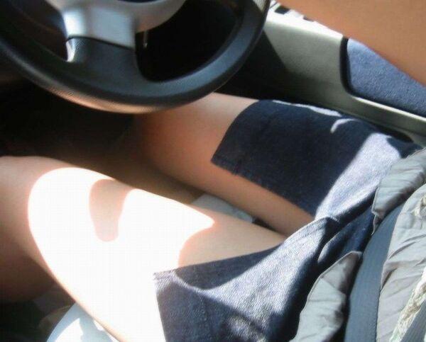 太もも接写エロ画像49枚！好き過ぎてもっと近くで見たみたい･･･のサムネイル