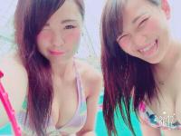 発達したおっぱいをアピってるJKのビキニ画像まとめ