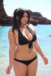 ぽっちゃりムチムチな体がたまらない！いかにも柔らかそうな女の子