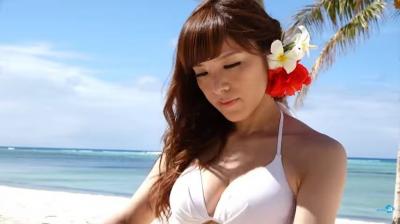 エロすぎるジャズピアニスト高木里代子のセクシーな衣装の数々。のサムネイル画像