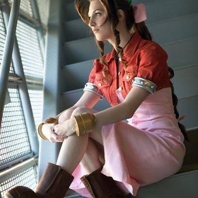 ファイナルファンタジーのコスプレがレベル高すぎる件のサムネイル