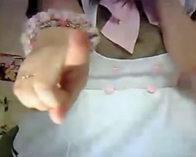 アニメ声のメイドコス生主さん親が帰って来たので早着替えｗｗのサムネイル画像