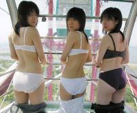 観覧車で堂々と撮影会を開く露出軍団が非常識過ぎる！！