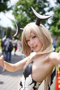 C86にエレキングコスプレで登場したひなたちゃんがエロカワｗｗ