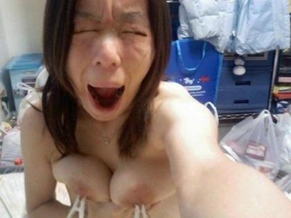 街角では絶対見れない女の表情のサムネイル