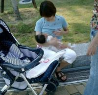 興奮したら負け！！一緒にしゃぶりたくなる子持ちママの授乳画像ｗｗ