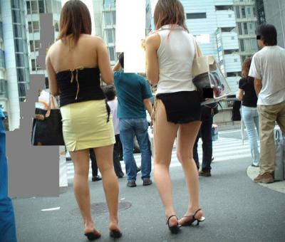 【素人 画像】出来ればチンコを挟んでいただきたい太ももｗｗのサムネイル画像