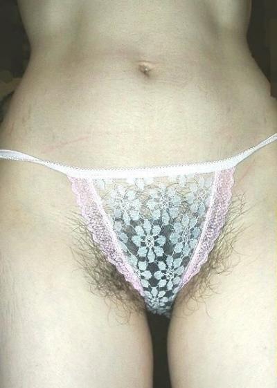 もはや下着の機能を全くはたしてないスケスケランジェリー！！のサムネイル画像