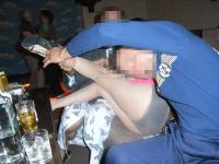 酔っぱらい過ぎてエロい悪乗りになっちゃう泥酔女！！