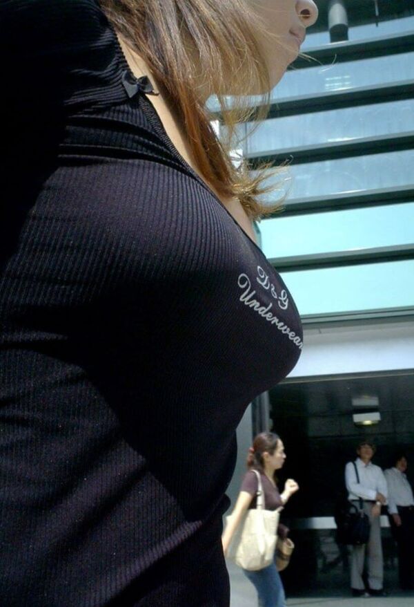着衣巨乳エロ 126枚目