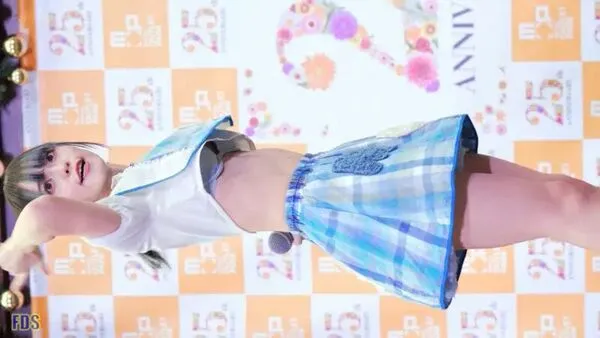 ダンス 胸チラ 12枚目