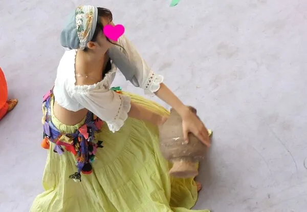 ダンス 胸チラ 38枚目